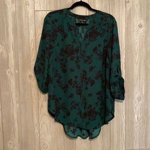 41 Hawthorn Green and Black Floral Blouse